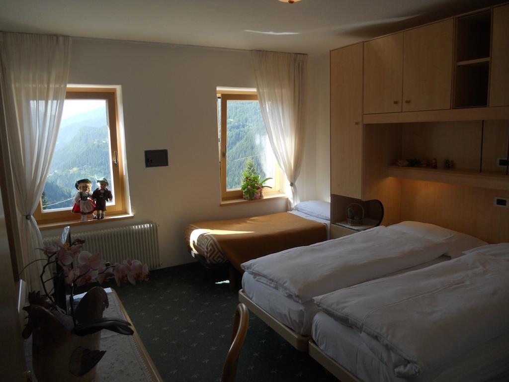 Hotel Garni Excelsior Livinallongo Del Col Di Lana Pokój zdjęcie
